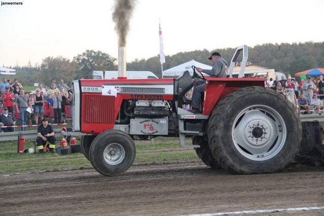 traktorpulling2011_schlechtenwegen_04